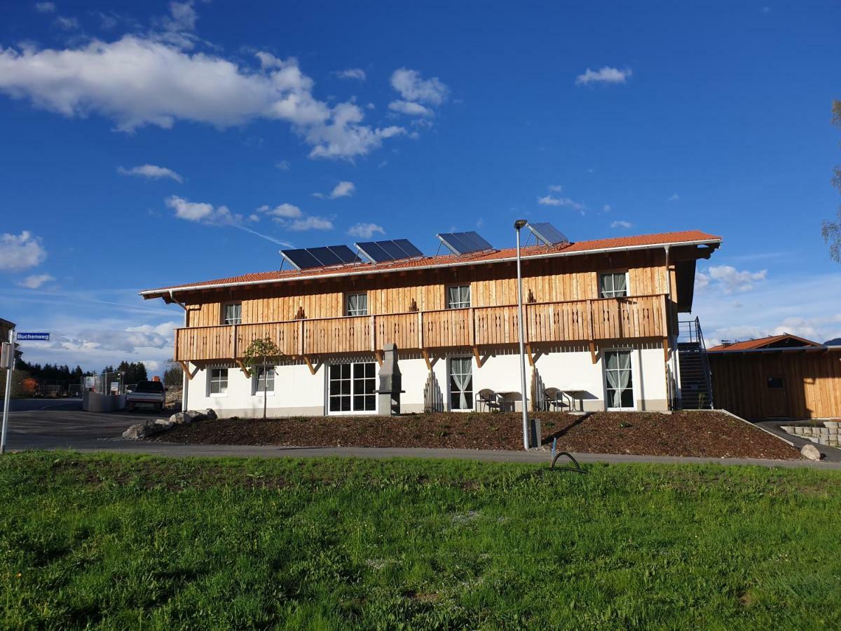 Gaestehaus Am Hahnenkamm Reutte Exterior photo